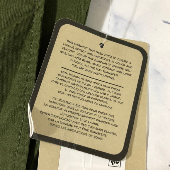 G.H. Bass & Co Olive Green 5" Shorts - Picture 4 of 8